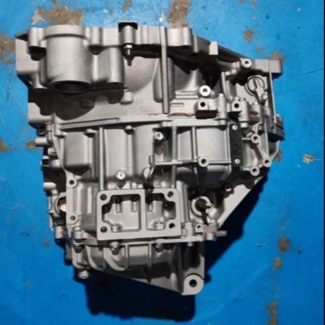 โตโยต้า U660F 3.5L 4WD การแพร่เชื้อ กล่องเกียร์ Assembly สําหรับ Lexus 2010-2022 30500-45032
