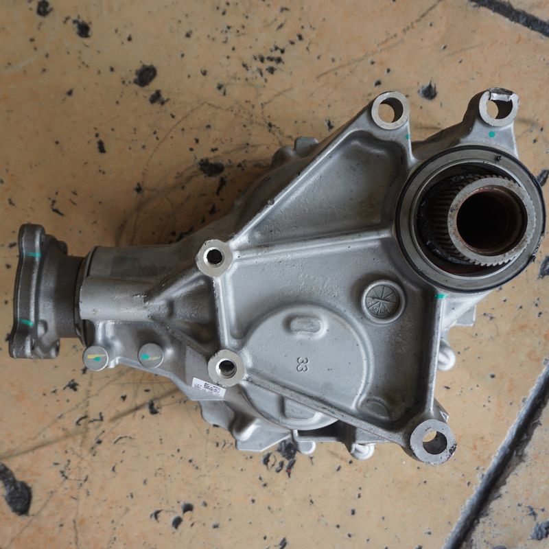 9L8Z7A103D 9L8Z7A103J กองถ่ายความแตกต่างสําหรับ Mazda CX9 6F35 ระบบชาสีอัตโนมัติที่ใช้