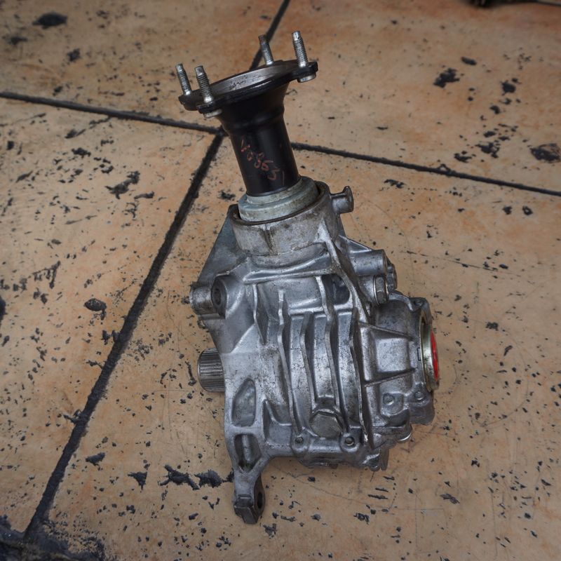 9L8Z7A103D 9L8Z7A103J กองถ่ายความแตกต่างสําหรับ Mazda CX9 6F35 ระบบชาสีอัตโนมัติที่ใช้