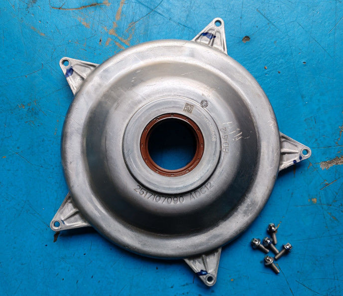 เครื่องเคลื่อนไหวใหม่ remove 7DCT300 กลมปกคลุมคลาชสําหรับปี 2014-2024 Haval H2 H4 H6 2510105306 2517107090